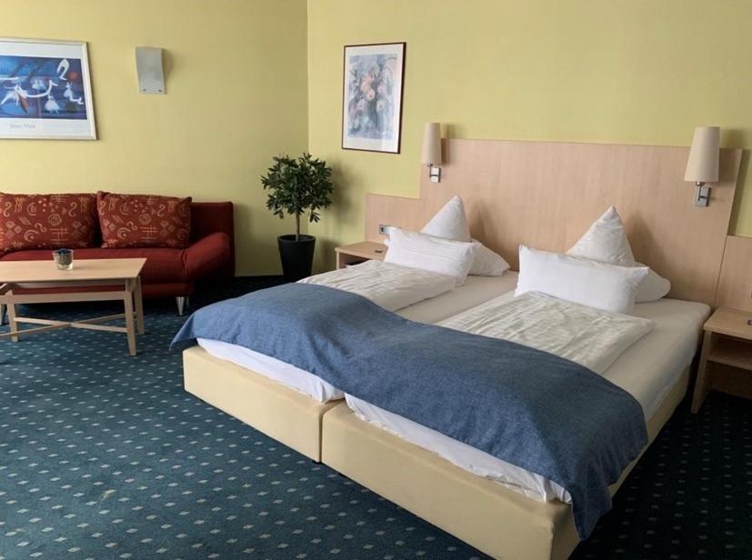 Hotel Deutsches Haus Lampertheim Εξωτερικό φωτογραφία